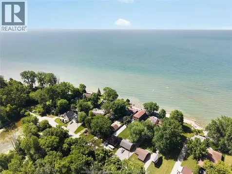 1824 Erie Avenue Amherstburg ON N9V 2Y8