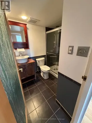 200 Lafontaine Avenue Ottawa ON K1L 8K8