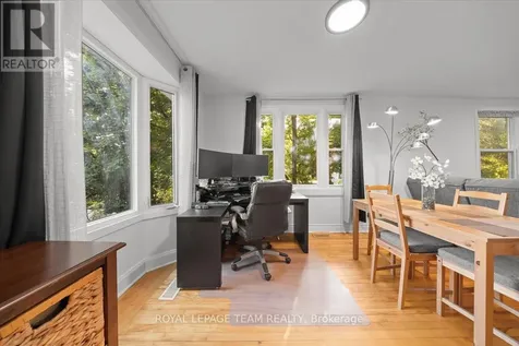331 Beechgrove Avenue Ottawa ON K1Z 6R4