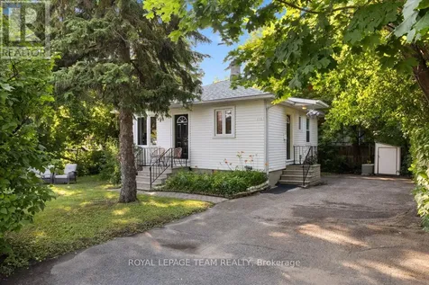 331 Beechgrove Avenue Ottawa ON K1Z 6R4