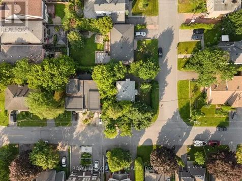 331 Beechgrove Avenue Ottawa ON K1Z 6R4