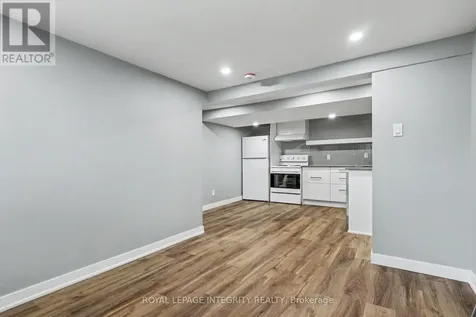 1936 Belcourt Boulevard Ottawa ON K1C 1M5