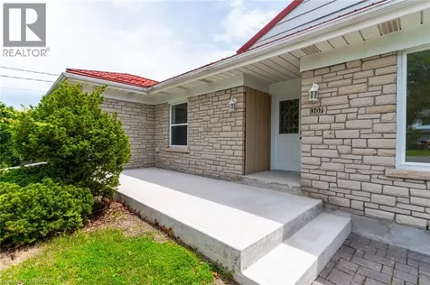 107 Queensway Drive Brantford ON N3R 4X1