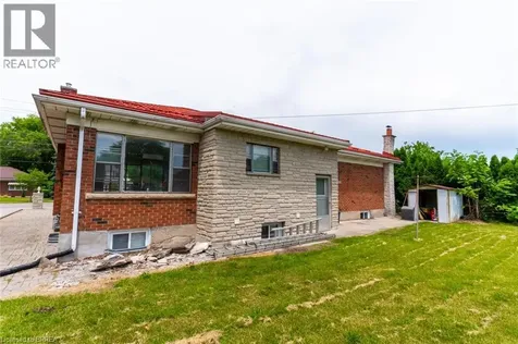 107 Queensway Drive Brantford ON N3R 4X1