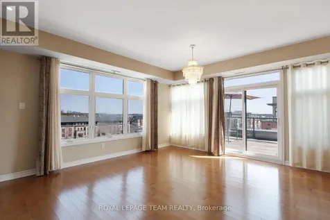 659 Sue Holloway Drive Ottawa ON K2J 5W4