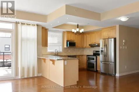 659 Sue Holloway Drive Ottawa ON K2J 5W4