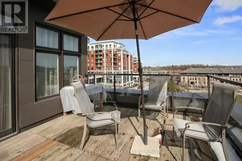659 Sue Holloway Drive Ottawa ON K2J 5W4