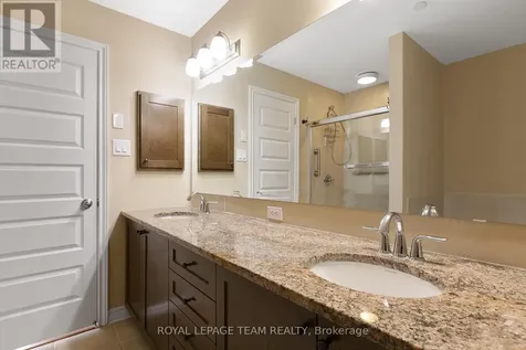 659 Sue Holloway Drive Ottawa ON K2J 5W4