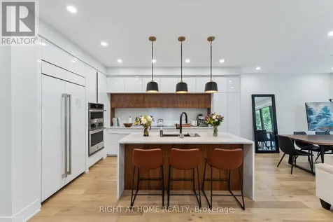 187 Carleton Avenue Ottawa ON K1Y 0J5