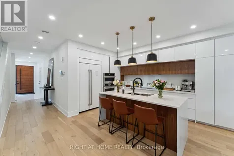 187 Carleton Avenue Ottawa ON K1Y 0J5