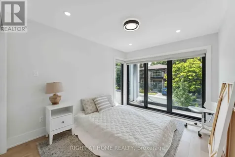 187 Carleton Avenue Ottawa ON K1Y 0J5