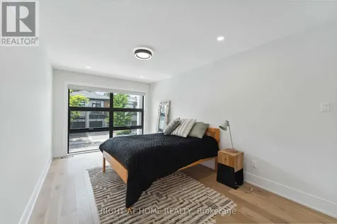 187 Carleton Avenue Ottawa ON K1Y 0J5