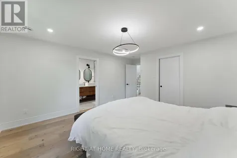 187 Carleton Avenue Ottawa ON K1Y 0J5