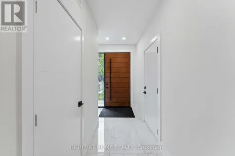 187 Carleton Avenue Ottawa ON K1Y 0J5