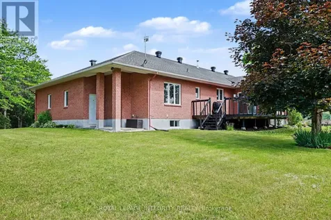 2602 Manotick Station Road Ottawa ON K0A 2W0
