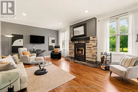 2602 Manotick Station Road Ottawa ON K0A 2W0