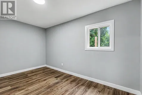 1936 Belcourt Boulevard Ottawa ON K1C 1M5