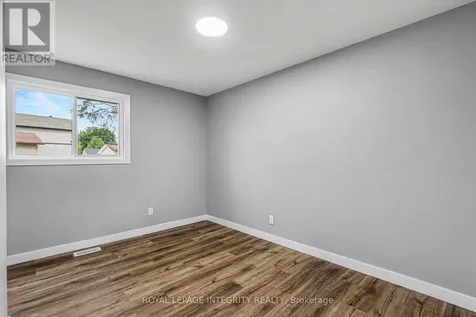 1936 Belcourt Boulevard Ottawa ON K1C 1M5