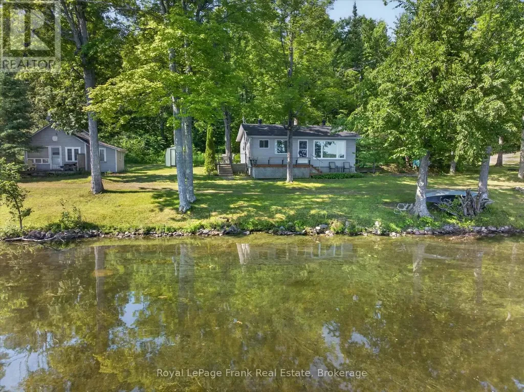 2310 Armstrong Lane Selwyn ON K0L 2H0