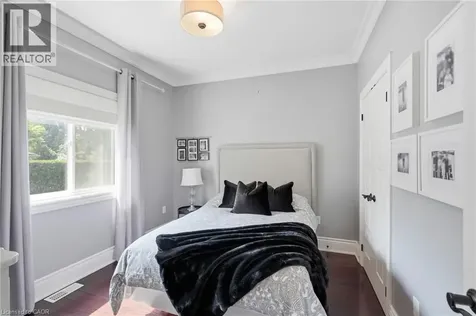 586 Maple Avenue Burlington ON L7S 1M6
