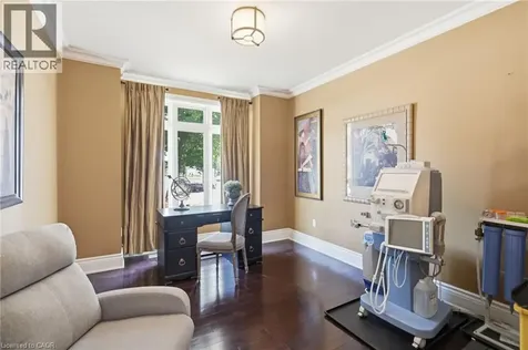 586 Maple Avenue Burlington ON L7S 1M6
