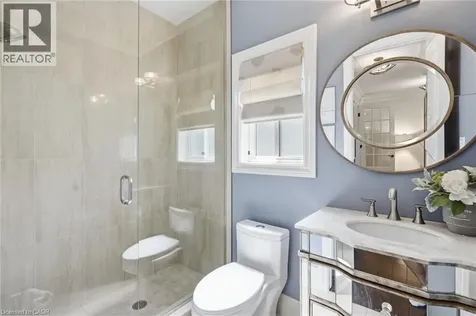 586 Maple Avenue Burlington ON L7S 1M6