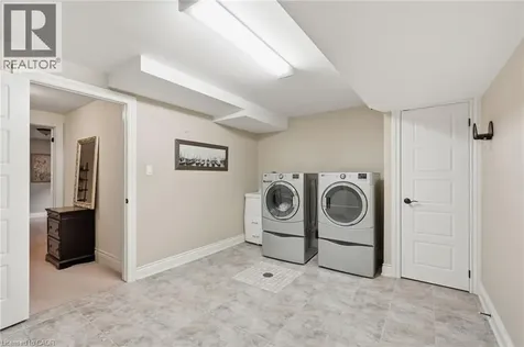 586 Maple Avenue Burlington ON L7S 1M6