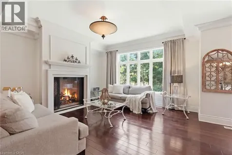 586 Maple Avenue Burlington ON L7S 1M6