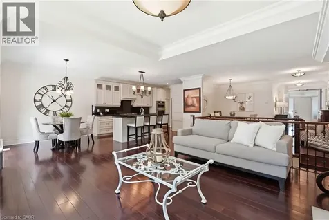 586 Maple Avenue Burlington ON L7S 1M6