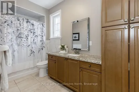 54 Royal Beech Drive Wasaga Beach ON L9Z 1H3