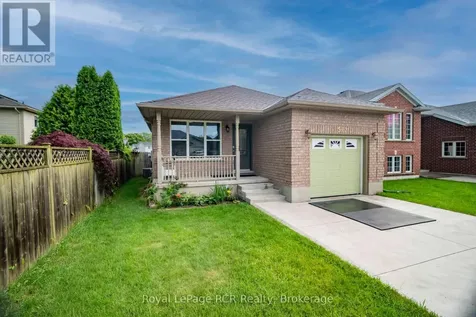 572 Scougall Court Kincardine ON N2Z 3B6