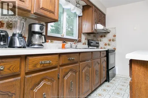 3371 County Road 20 Amherstburg ON N9V 2Y8
