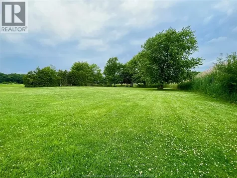3371 County Road 20 Amherstburg ON N9V 2Y8
