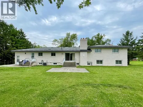 3371 County Road 20 Amherstburg ON N9V 2Y8