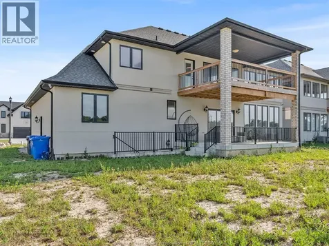 336 Benson Court Amherstburg ON N9V 0A8