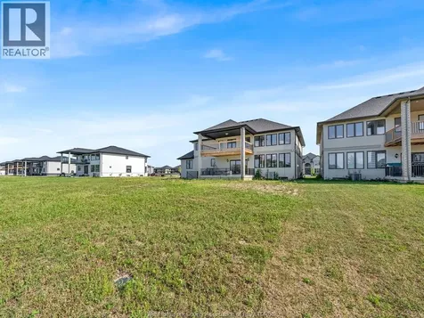 336 Benson Court Amherstburg ON N9V 0A8