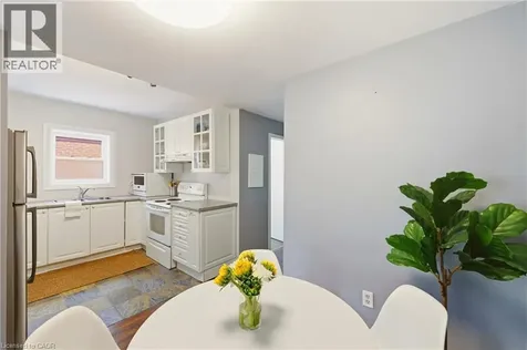 836 Concession Street Hamilton ON L8V 1E2