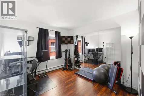 836 Concession Street Hamilton ON L8V 1E2