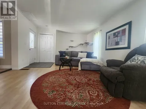 10 Oak Street Brockville ON K6V 5P9