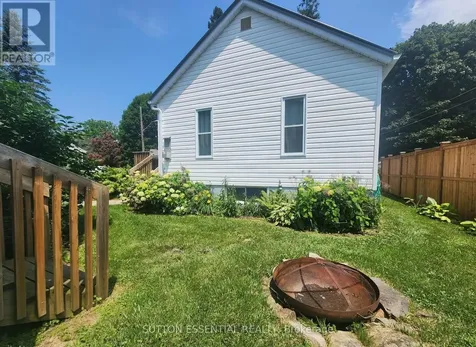 10 Oak Street Brockville ON K6V 5P9