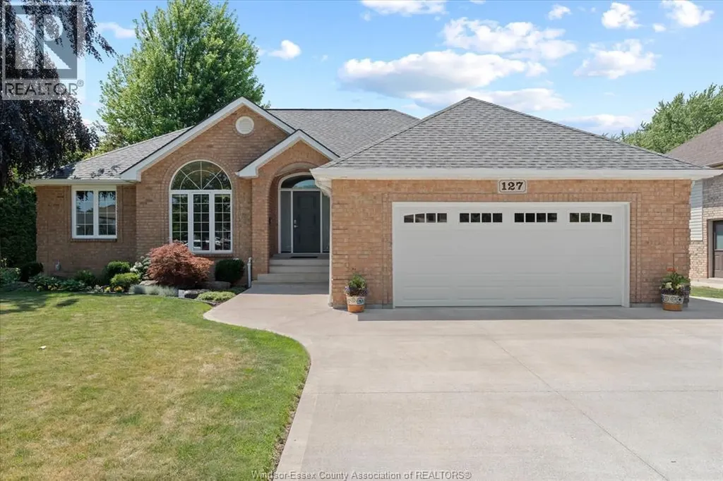 127 Wintermute Avenue Lakeshore ON N0R 1A0