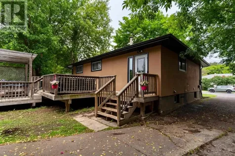 473 Tupper Street Thunder Bay ON P7A 3Z5