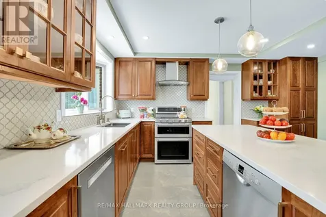 1712 Playfair Drive Ottawa ON K1H 5S6