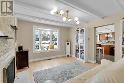 1712 Playfair Drive Ottawa ON K1H 5S6