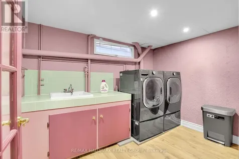 1712 Playfair Drive Ottawa ON K1H 5S6