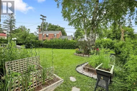 1712 Playfair Drive Ottawa ON K1H 5S6