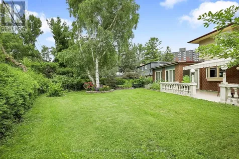 1712 Playfair Drive Ottawa ON K1H 5S6