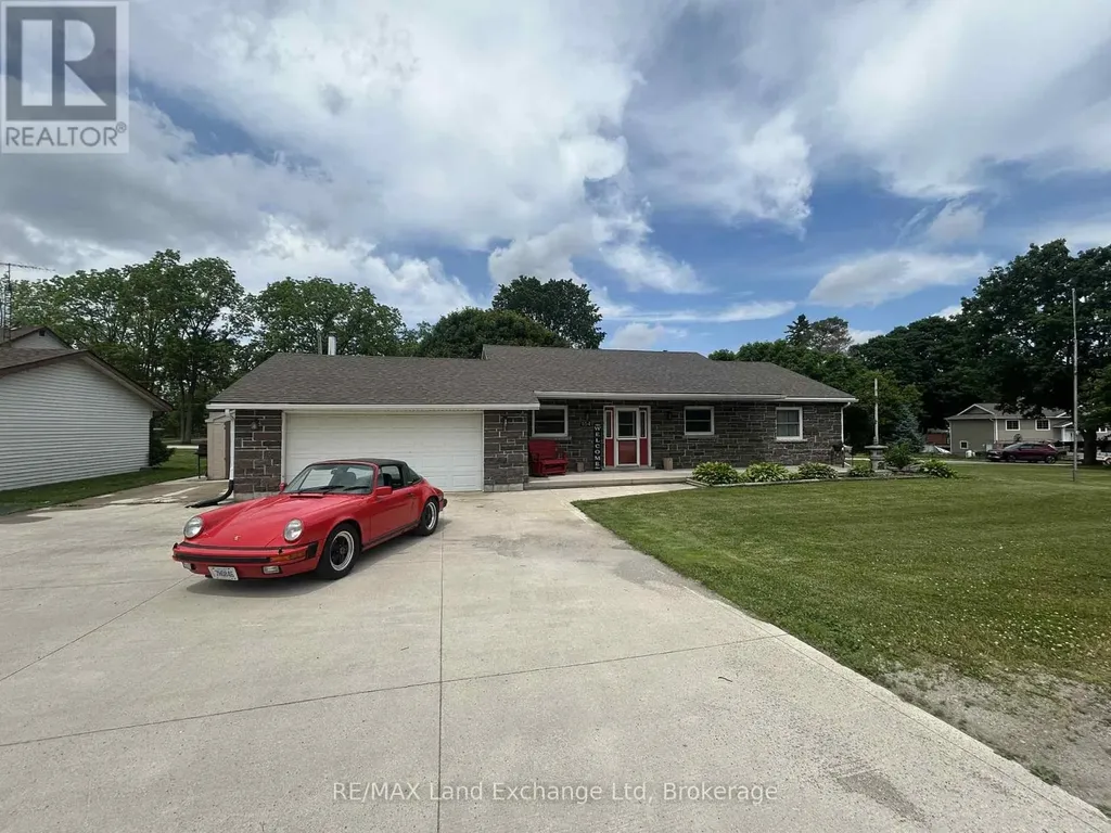 1041 Main Street Howick ON N0G 2X0