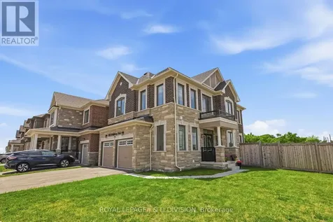 3000 Hollyberry Trail Pickering ON L1X 0N5