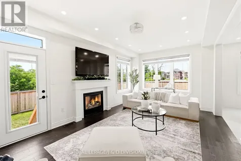 3000 Hollyberry Trail Pickering ON L1X 0N5